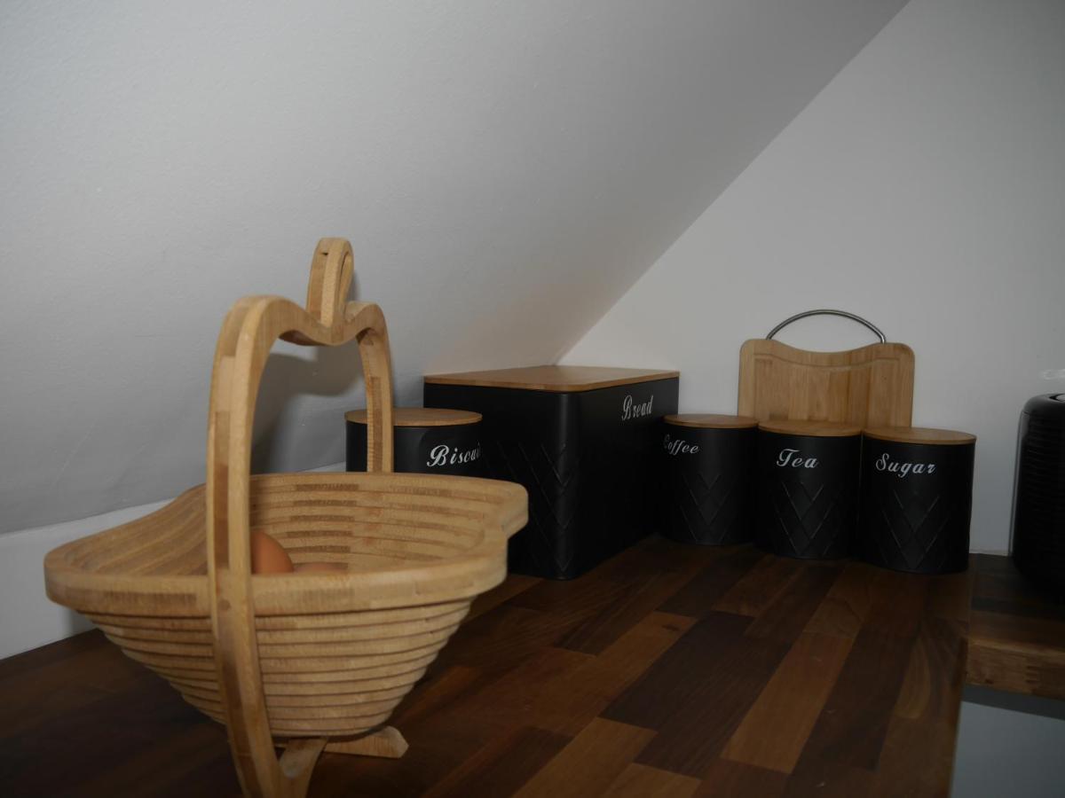 Rest At Last - Highland Apartment With Private Hot Tub Whitebridge  Bagian luar foto